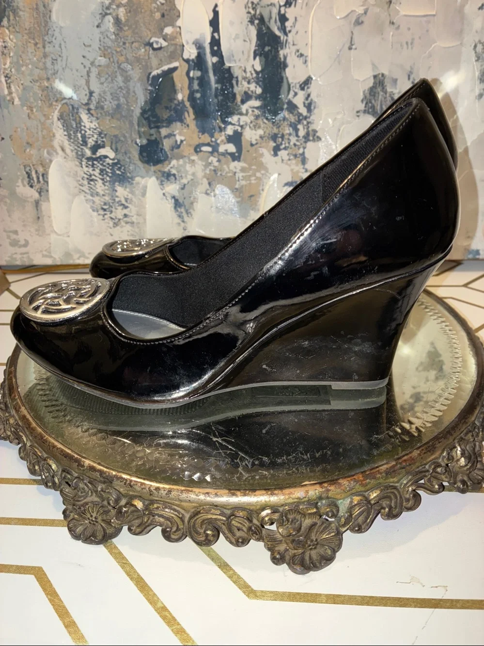 Genuine Fioni Black Patent Wedge Pumps with Silver Medallion Size 6.5